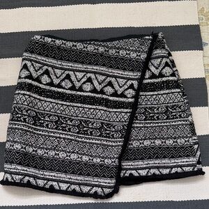 H&M Black and White Patterned Wrap Skirt